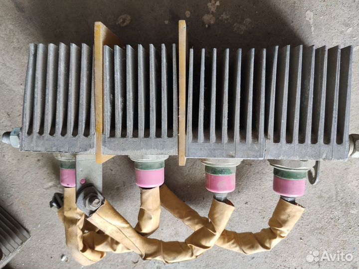 Продаю диоды B50, B200