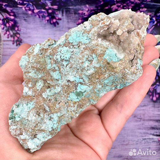 Хризоколла, малахит, халцедон