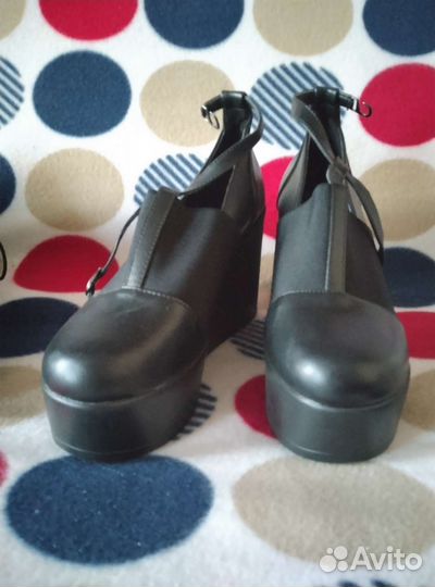 Туфли женские две пары 40р