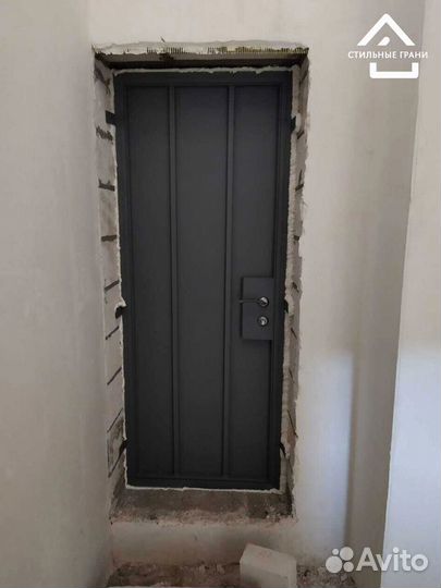 Двери входные технические