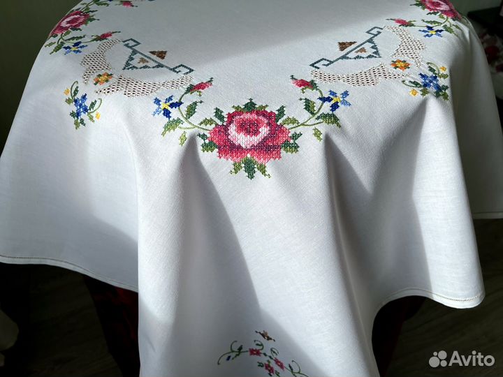 Скатерти напероны вышивка Германия