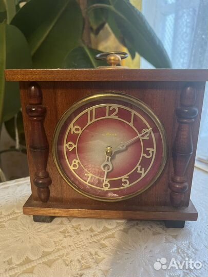 Часы старинные