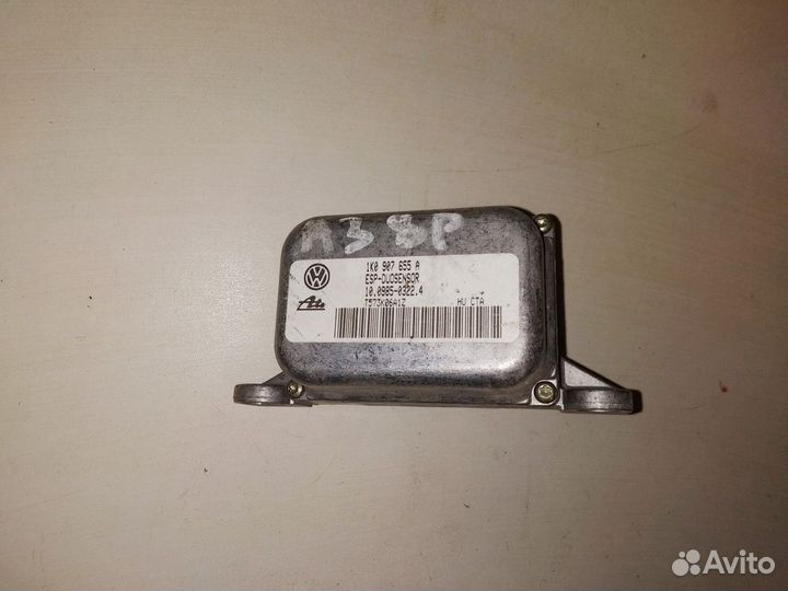 Датчик ускорения Audi A3 8P