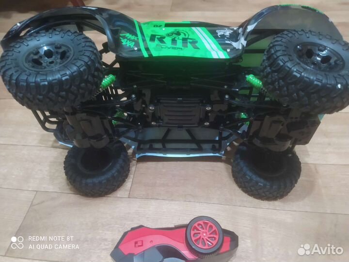 Машинка на радиоуправлении