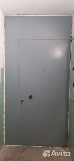 Металлические двери на кладовку