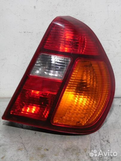 Фонарь задний правый Рено Симбол 1