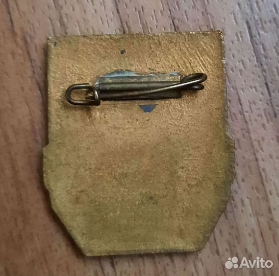 Значки тяжелый металл