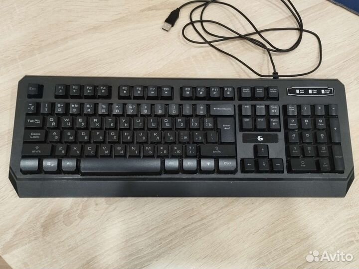 Игровая клавиатура с подсветкой