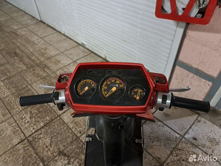 Ретро скутер Honda Flush S