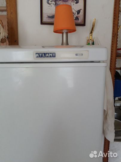 Холодильникбу двух камерный