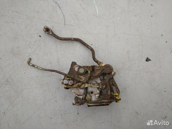 Замок передней правой двери Хендай Старекс