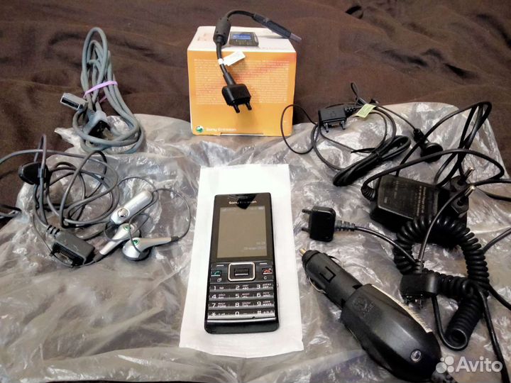 Телефон sony ericsson j102