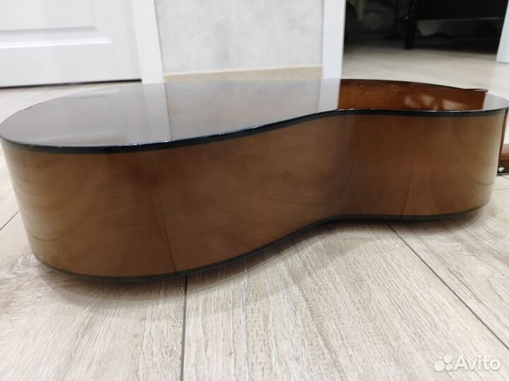 Гитара yamaha c40