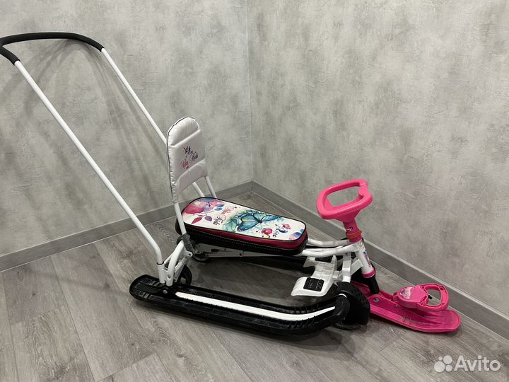 Продаю санки-снегокат для девочки