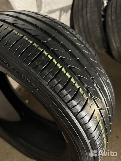 Toyo Proxes R40 215/50 R18 92V