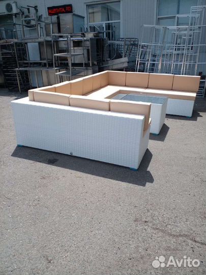 Садовая мебель из искусственного ротанга