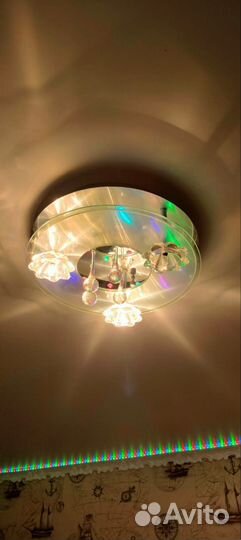 Светильник потолочный