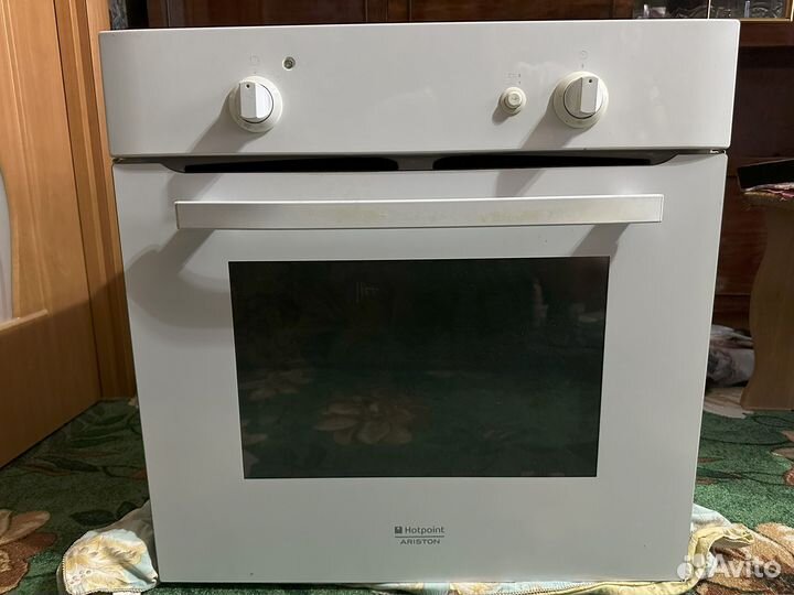 Духовой шкаф газовый Hotpoint-Ariston FH G /HA