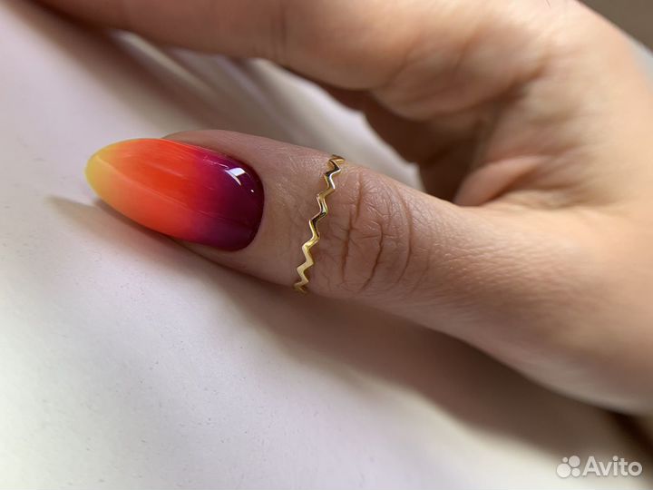 Маникюр, гель-лак, наращивание ногтей