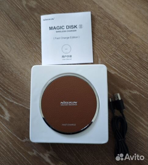 Беспроводное зарядное устройство Nillkin