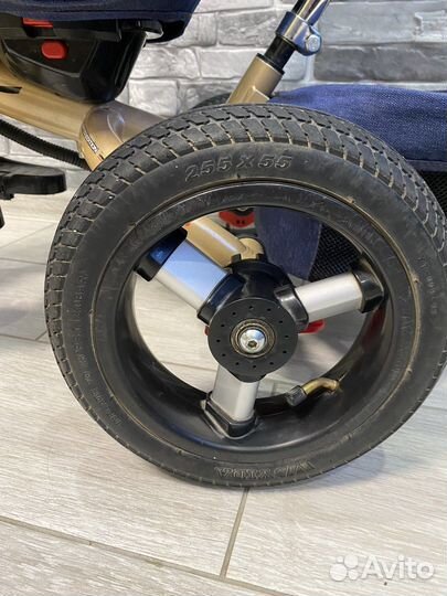 Трехколесный велосипед