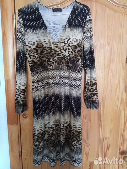 Платье трикотажное длинный рукав 46 размер