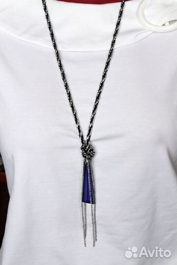 Кулон с кристаллом