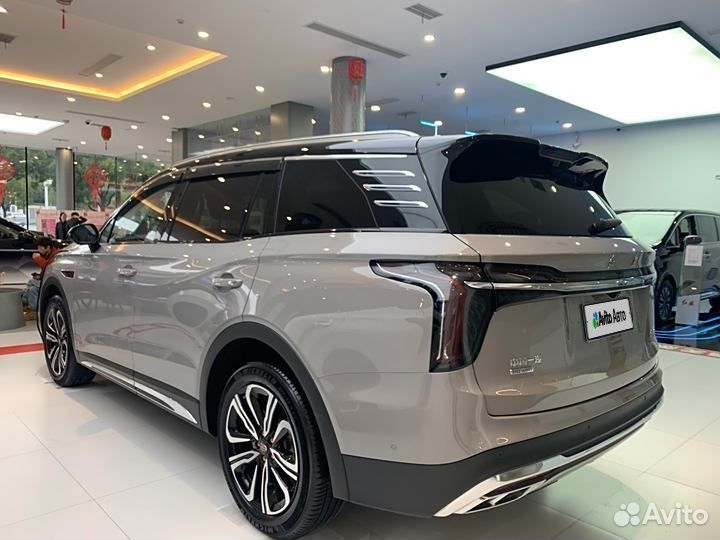 Hongqi HS7 2.0 AT, 2023, 24 000 км