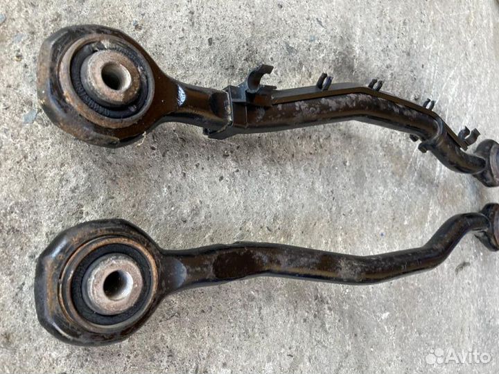 Рычаг задний верхний Chrysler 300C (LX) 2004-2011