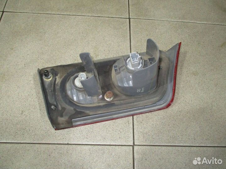 Фонарь задний внутренний левый Honda Accord 7