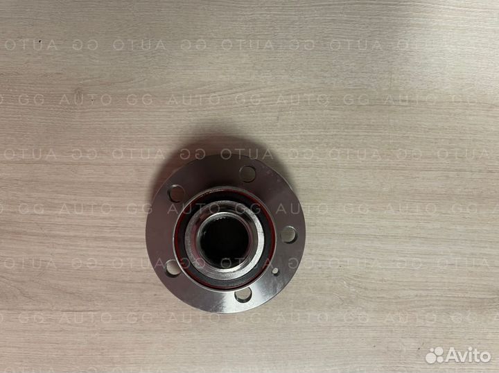 Ступица переднего колеса Поло 10-20 Рапид 13-20