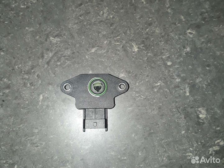 Датчик положения дроссельной заслонки Hyundai Acce