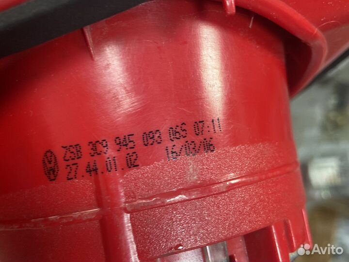 Фонарь 3c9945003 vw b6 задний внутренний левый