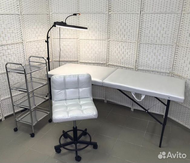 Стул с удобным сиденьем.стул новый.доставка