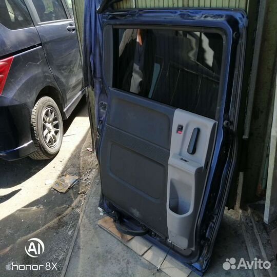 Дверь honda freed