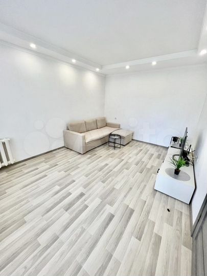 2-к. квартира, 51 м², 4/9 эт.