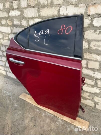 Дверь боковая задняя правая Lexus Is250 GSE20