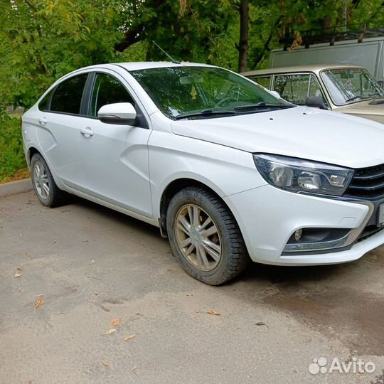 LADA Vesta 1.6 AMT, 2016, 40 000 км