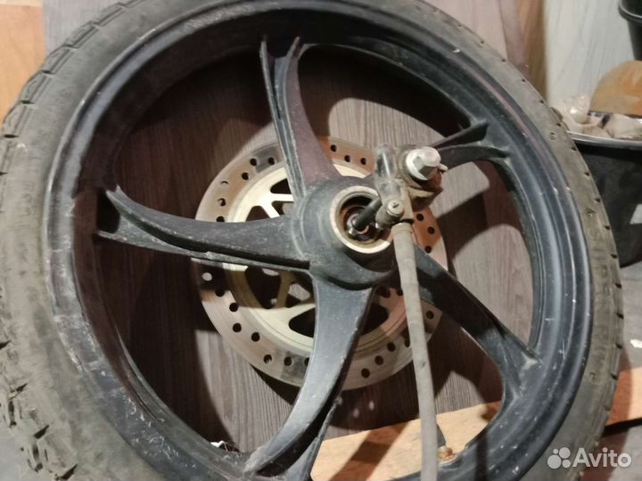 Переднее колесо на мотоцикл stels SB 200