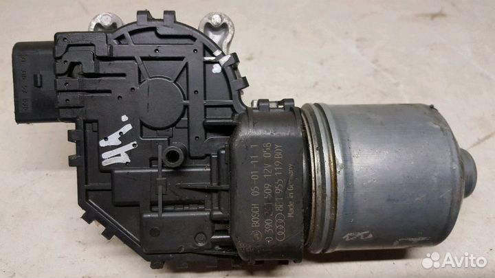 Мотор трапеции стеклоочистителя А4 8Е. 8Е1955119B0