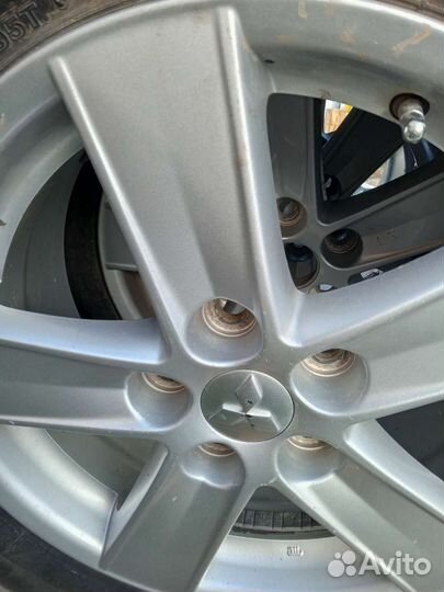 Bridgestone Blizzak Spike-01 215/60 R16