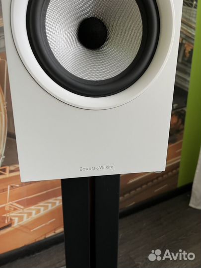 Bowers & Wilkins 606 S2