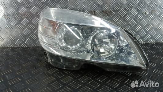 Фара правая mercedes benz C-class W204 (ZNP13MU01)