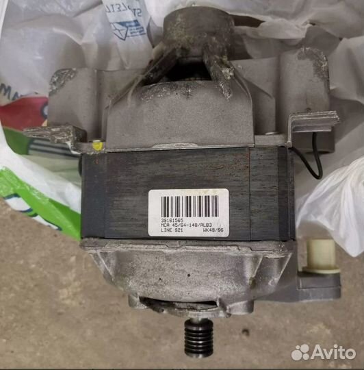 Двигатель мотор стиральной машины indesit, ariston