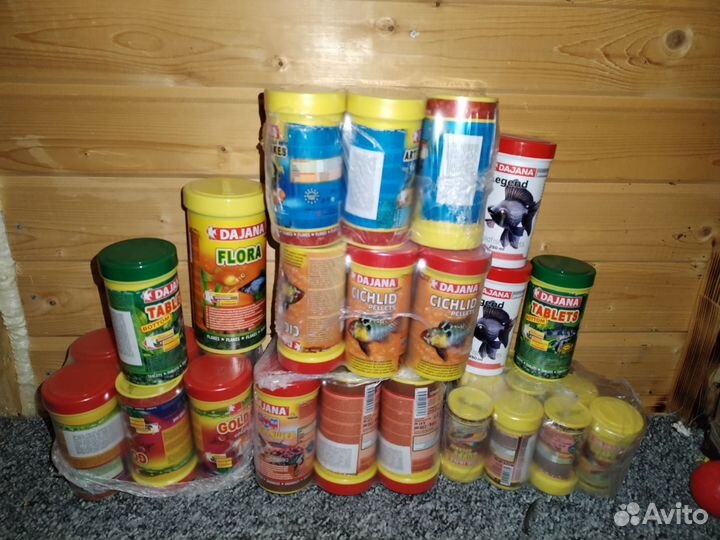 Корм для аквариумных рыб