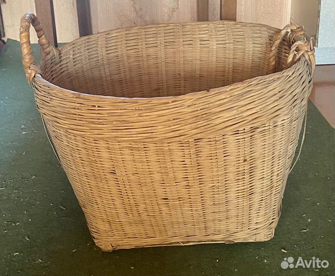 Корзина плетеная большая
