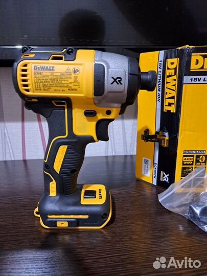 DeWalt dcb 090