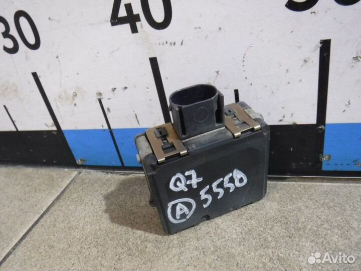 Блок электронный Audi A4 B9