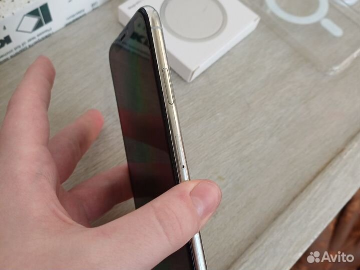 iPhone X, 64 ГБ