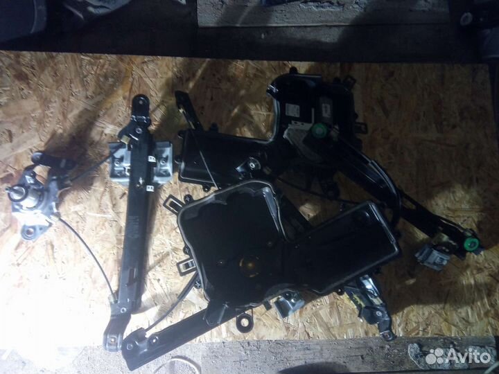 Стеклоподъемник Saet Leon 2